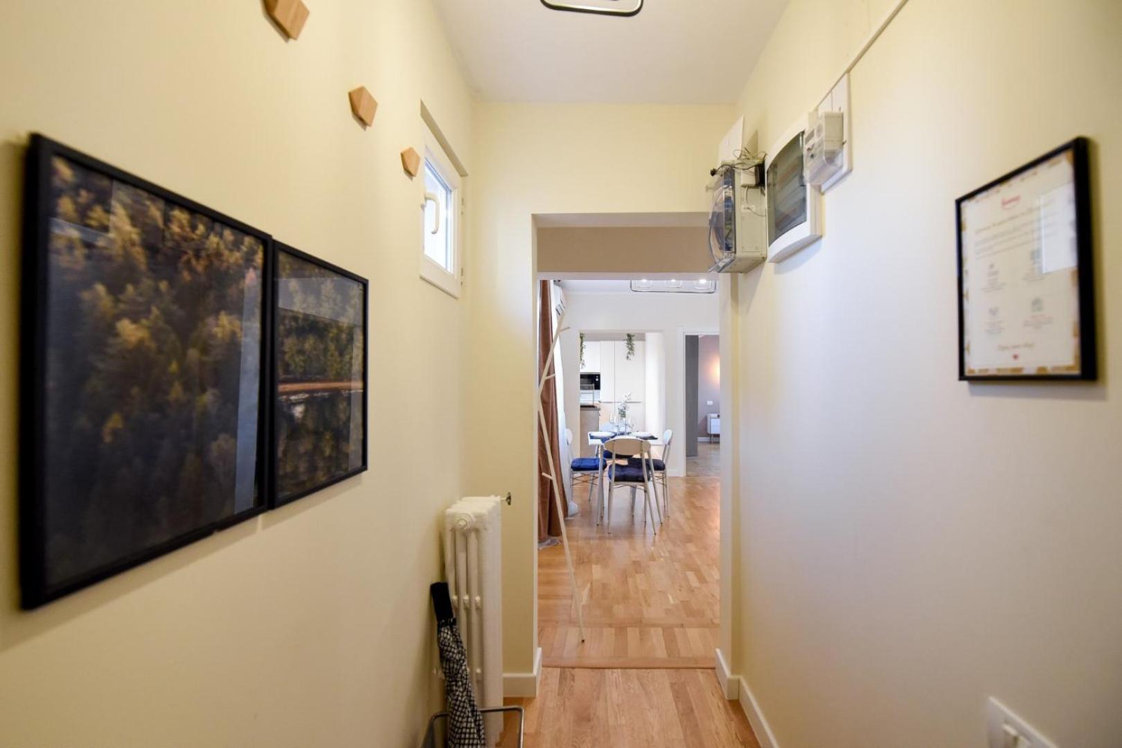 City Living At Its Best - Spacious 2 Bedroom Apartment On Calea Victoriei Boekarest Buitenkant foto